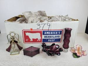 lot 942 image: Box of Misc. Home Dcor Treasures - NO SHIPPING