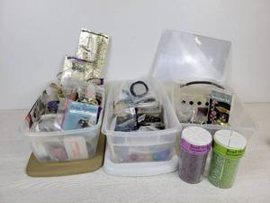lot 978 image: Lot of Beads, Wire, Findings, Tools, and More