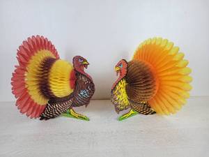 lot 1016 image: Pair of Vintage Thanksgiving Turkey Decorations