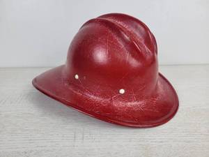 lot 1019 image: Vintage Fire Helmet with Liner