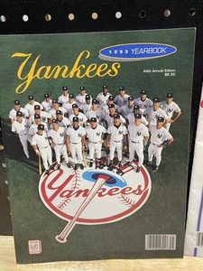 1993 NY Yankees Yearbook August 30, 1984 NY Yankees Magazine Sweet Lou Pinella Retires