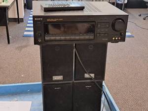 lot 18 image: Sony AudioVideo Control Center  230W FM Stereo  FM-AM Receiver STR-D965 with (4) Stereo Speakers 8-ohm SS-MB105