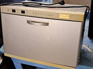 lot 21 image: Hotcabi UV Sanitizer and Towel Warmer