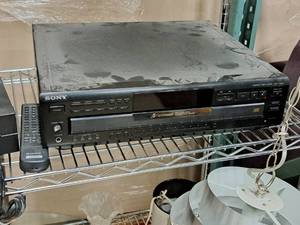 lot 34 image: Sony 5-Disc Changer Compact Disc Player CDP-C4502 with Remote Control