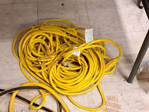 lot 43 image: Heavy Duty Extension Cord