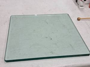 lot 49 image: Glass Table Top 12x14x14