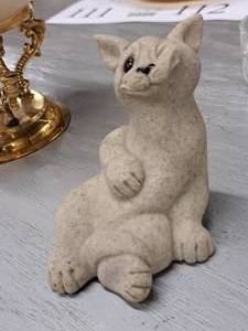 lot 115 image: Second Nature Design Quarry Critters by Carla Cat Figurine