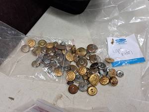 lot 142 image: Lot of (2 Bags) Vintage Military Buttons