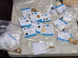 lot 141 image: Lot of (8 Bags) Vintage Assorted Military Pins and Buttons