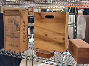 lot 155 image: Lot of (4) Wooden Collectible Boxes