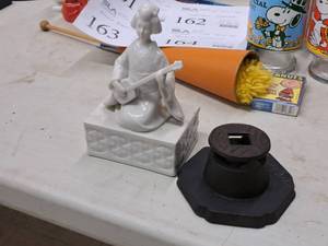 lot 165 image: Lot of (2) Japanese theme Home Dcor - Andrea by Sadek Music Box, Iron Base