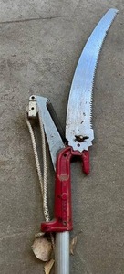 lot 11 image: Pole Saw (Made in USA)