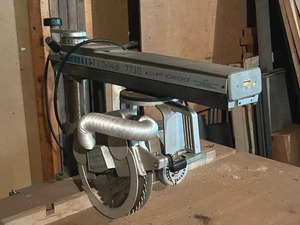 lot 59 image: Vintage DeWalt 7730 Powershop Radial Arm Saw in Working Condition