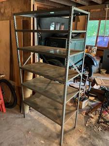 lot 70 image: Metal Shelving Unit (72 x 35.5 x 18)