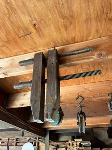 lot 90 image: Vintage Adjustable Wood Clamp