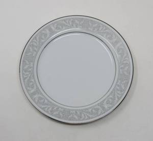 lot 9 image: Imperial China Whitney   Eight full place settings and serving pieces