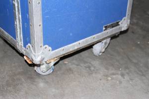 lot 118 image: Heavy Duty Rolling Hard Sided Equipment Case with Hinged Lid and Casters