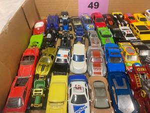 lot 49 image: 50 Diecast cars includes Hotwheels, Matchbox and more
