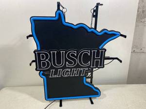 lot 7 image: Minnesota Shaped Busch Light Neon Sign