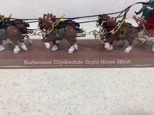 lot 15 image: Budweiser Clydesdale Eight-Horse Hitch Model in case by ERTL