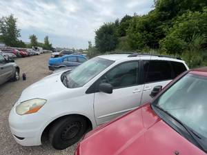 2006 Toyota Sienna LE 7 Passengen