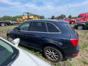 2010 Audi Q5 3.2 Quattro Premium Plus - 1 OWNER - AWD