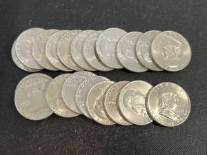 UNCIRCULATED ROLL OF MIX DATE US SILVER HALF DOLLARS BU 20 COINS