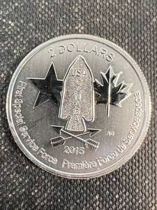 � TROY OZ .999 FINE SILVER 2015 CANADIAN ROUND