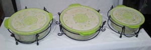 lot 212 image: Temptation Casserole Dish In Holder With Lids. (3)
