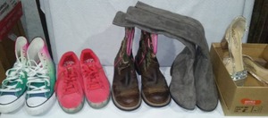 lot 227 image: Shoes (5)