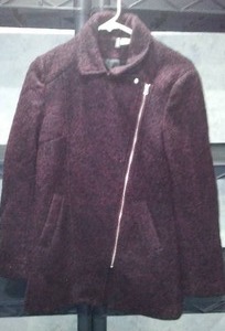 lot 259 image: Divided H&M Coat.