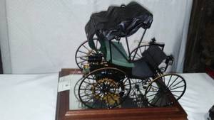 lot 286 image: Horseless Carriage In Display Box. Franklin Mint. Wow