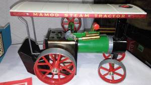 lot 291 image: Mamod Steam Engine Tractor. England 1960s. Engine designed to run. With box