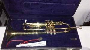 lot 303 image: Conn Trumpet.