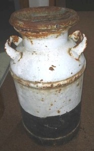 lot 322 image: Vintage Milk Can.