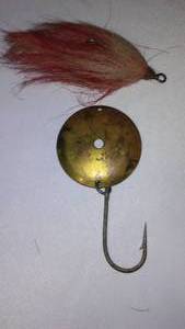 lot 338 image: Vintage Fishing Lures (2).