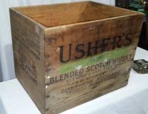 lot 370 image: Vintage Ushers Wood Crate. Scotch from Scotland