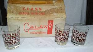 lot 390 image: Distinctive  Galaxy Glassware (6) Vintage