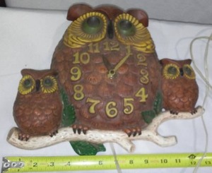 lot 407 image: Owl Clock. Working Circa 1970..