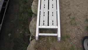 lot 35 image: Green Bull Aluminum Plank