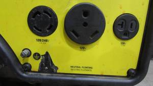 lot 55 image: Champion 4500 Watt Generator