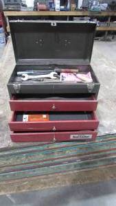 lot 58 image: Tool Locker Tool Box With Contents