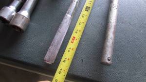 lot 85 image: Large Ratchet with Extensions and Large Sockets