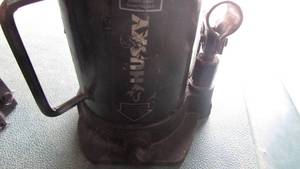 lot 94 image: (3) Hydraulic Jacks