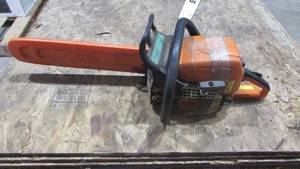 lot 114 image: Stihl MS 290 Chainsaw