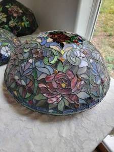 lot 122 image: Damaged Antique Lead Stain-Glass Shades Floral Bouquet