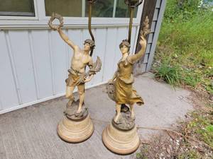 lot 20 image: Louis Moreau Au Vainqueur Male & Female Figures Lamps
