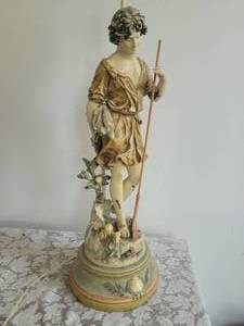 lot 100D image: Spelter Farmhand Lamp Cracked Arm