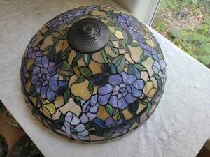 lot 19A9 image: Vintage Leaded Stain Glass Tiffany Shade Blue Magnolia