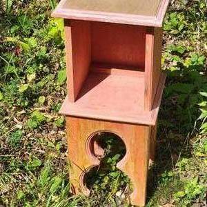 lot 152 image: Key Hole Base Side Table